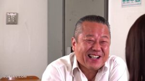 เมย์ ฮายาชิ นักเรียนหีเปียกโดนควยใหญ่ซอยหีแรงแตกในคาหีคารูห้องนอน