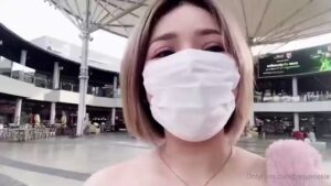 Babynookie นมยักษ์ซอยหีรัวในห้องน้ำประชาชน ครางเสียวน้ำเงี่ยนพุ่งกระจายเต็มพื้น