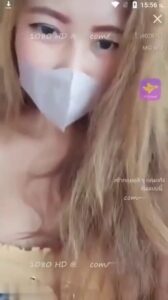 เจ๊ศรีโดนควยใหญ่ซอยหีสดในรถตู้ ไลฟ์สดนมใหญ่เด้งกระแทกแรง แตกคาหีครางเสียวลั่น