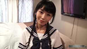 Marica Hase ลูกเลี้ยงญี่ปุ่นเงี่ยนจัด ถูกพ่อเลี้ยงซอยหีเย็ดสดโหดๆ แตกคาปากเต็มๆ