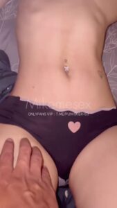คลิปหลุด mikemesex Onlyfans สาวไทยน่าเย็ด ดูดควยเสียวๆ แล้วซอยหีแตกในน้ำแตกเยิ้ม